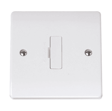 CCA050 Curva 13A Fused Spur in a White Finish