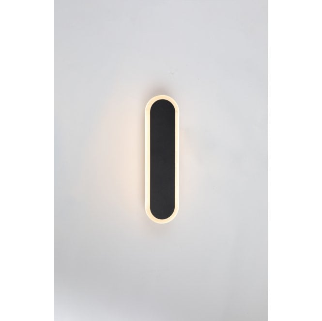 Linear L30-R Outdoor IP65 6w LED CCT 30cm  Wall Light in a Black Finish