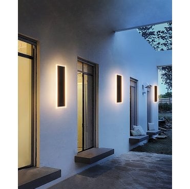 L30-SQ Outdoor IP65 6w LED CCT 30cm Linear Wall Light in a Black Finish