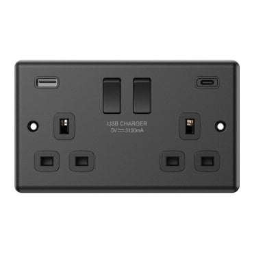 DY046MB Decorative Double Switched Socket with Dual USB Ports A+C (3.1A) in Matt Black