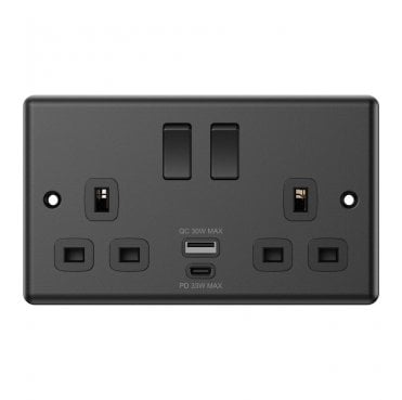 DY047MB Decorative Double Switched Socket with Dual USB Ports A+C (33W) in Matt Black