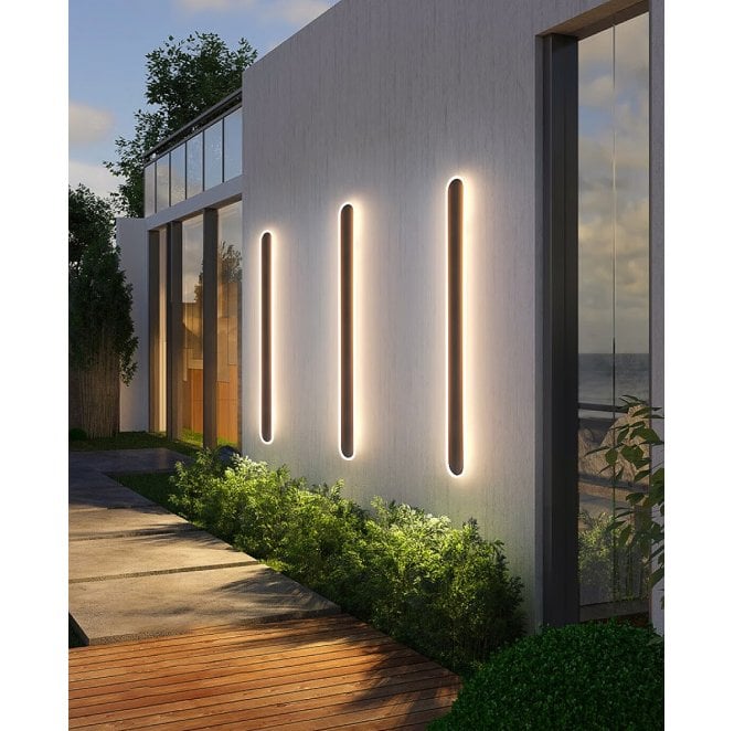 Linear L90-R Outdoor IP65 15w LED CCT 90cm  Wall Light in a Black Finish