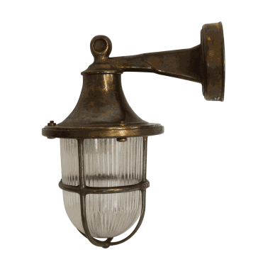 Navigator 09138 Outdoor IP64 1 Light Wall Lantern in an Antique Brass Finish